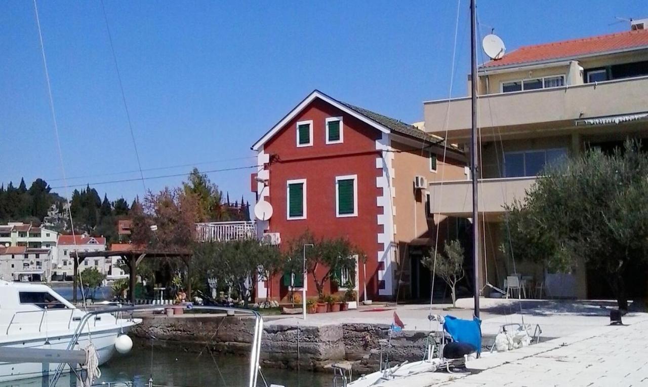 Apartments By The Sea Blace, Neretva Delta - Usce Neretve - 16068 Kültér fotó